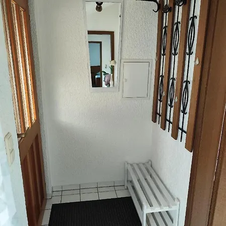 Apartment Lay